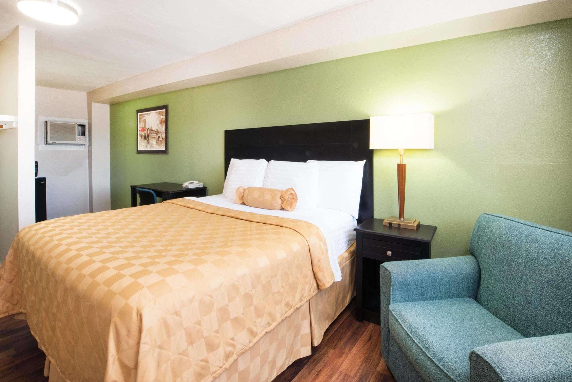 Executive Inn & Kitchenette Suites-Eagle Pass Ngoại thất bức ảnh
